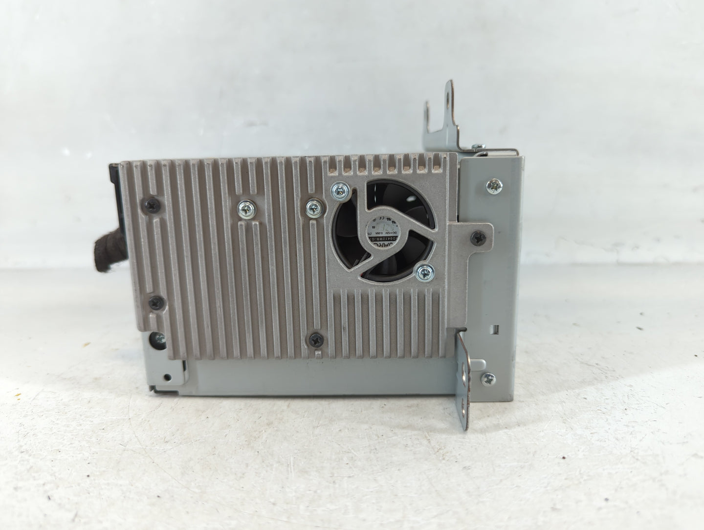 2016 Buick Encore Radio AM FM Cd Player Receiver Replacement P/N:84026635 Fits Fits 2017 OEM Used Auto Parts - Oemusedautopa