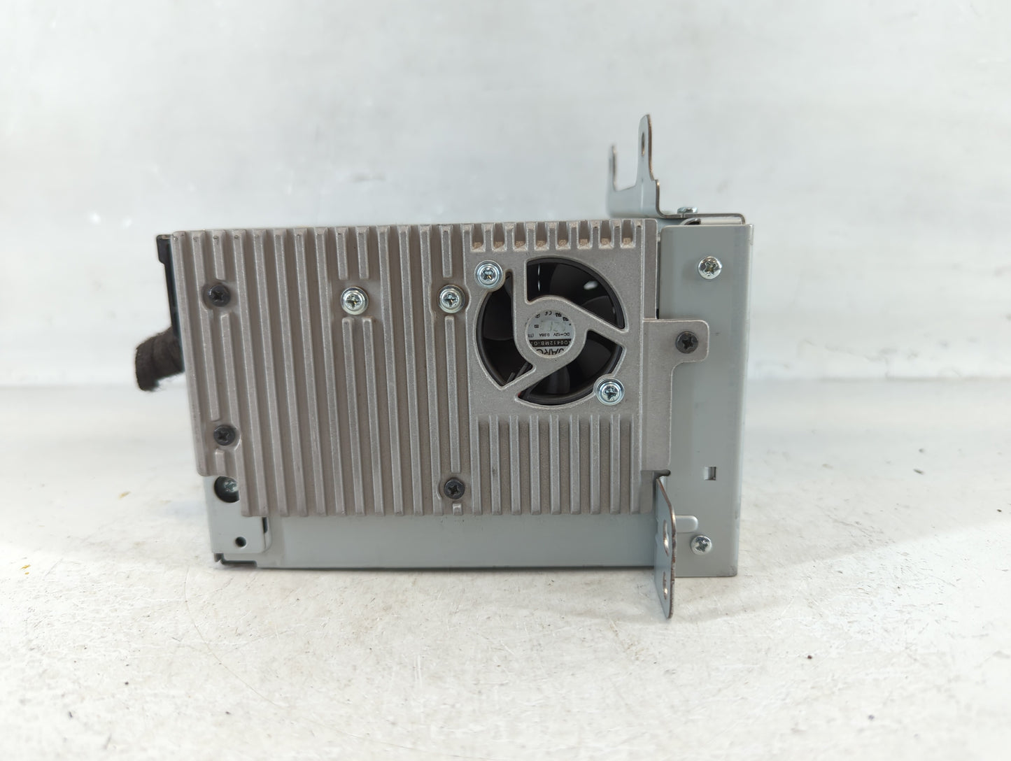 2016 Buick Encore Radio AM FM Cd Player Receiver Replacement P/N:84026635 Fits Fits 2017 OEM Used Auto Parts - Oemusedautopa