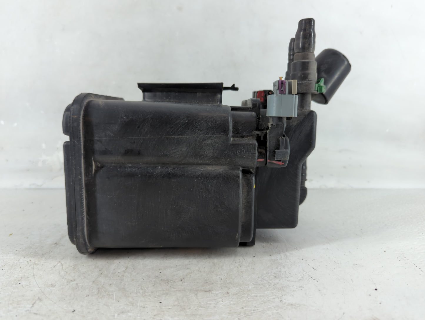 2016 Buick Encore Fuel Vapor Charcoal Canister - Oemusedautoparts1.com