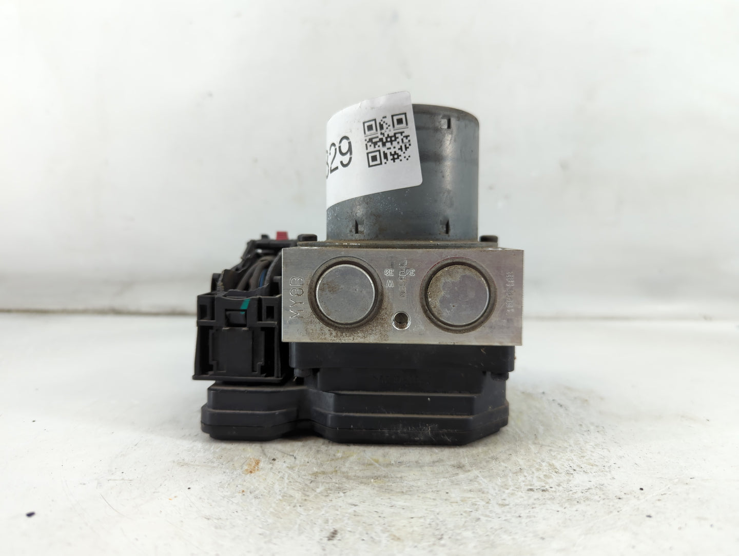 2016 Buick Encore ABS Pump Control Module Replacement P/N:42403007 Fits OEM Used Auto Parts - Oemusedautoparts1.com