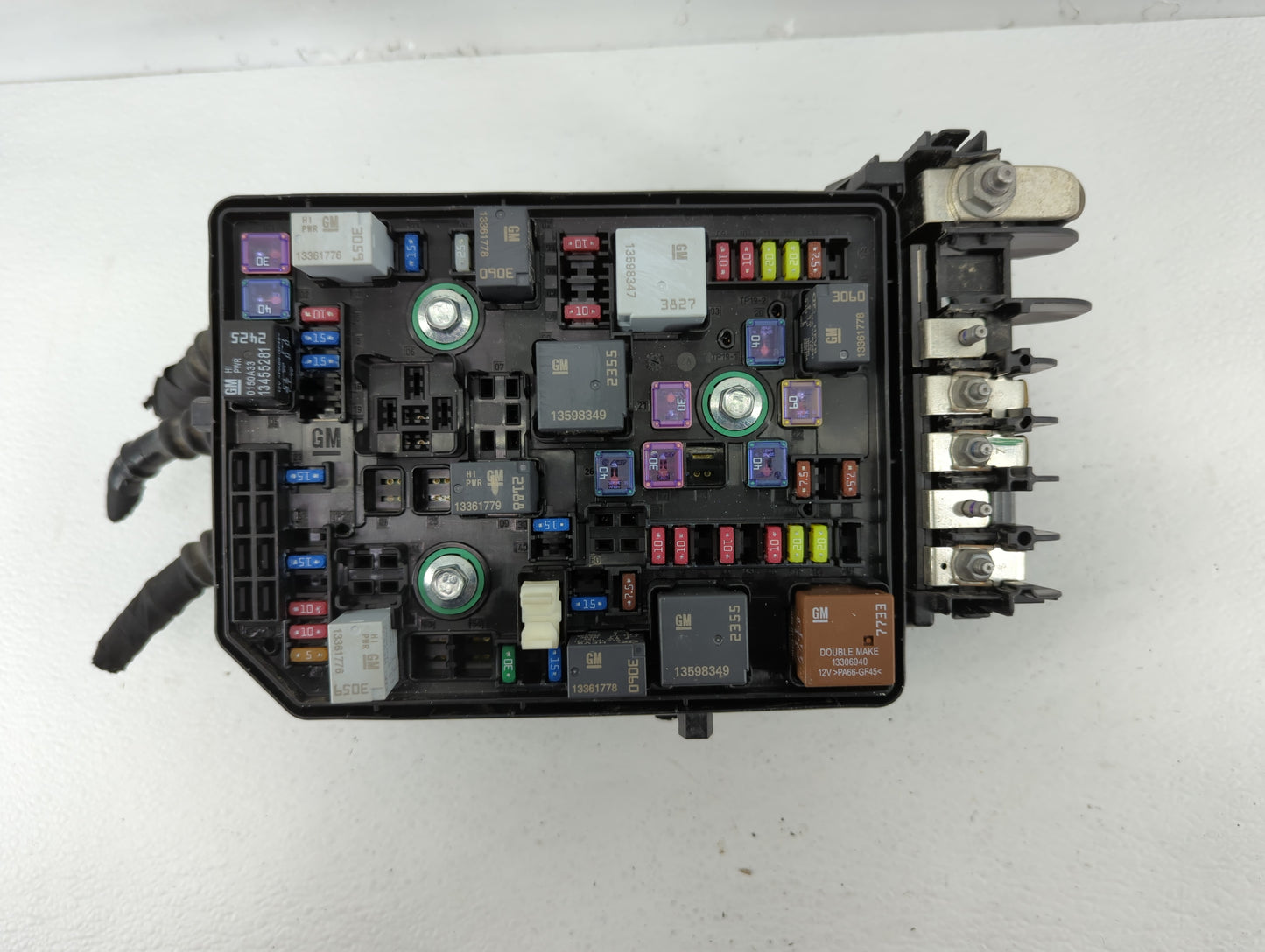 2016-2020 Buick Envision Fusebox Fuse Box Panel Relay Module P/N:84423753 Fits Fits 2016 2017 2018 2019 2020 OEM Used Auto P