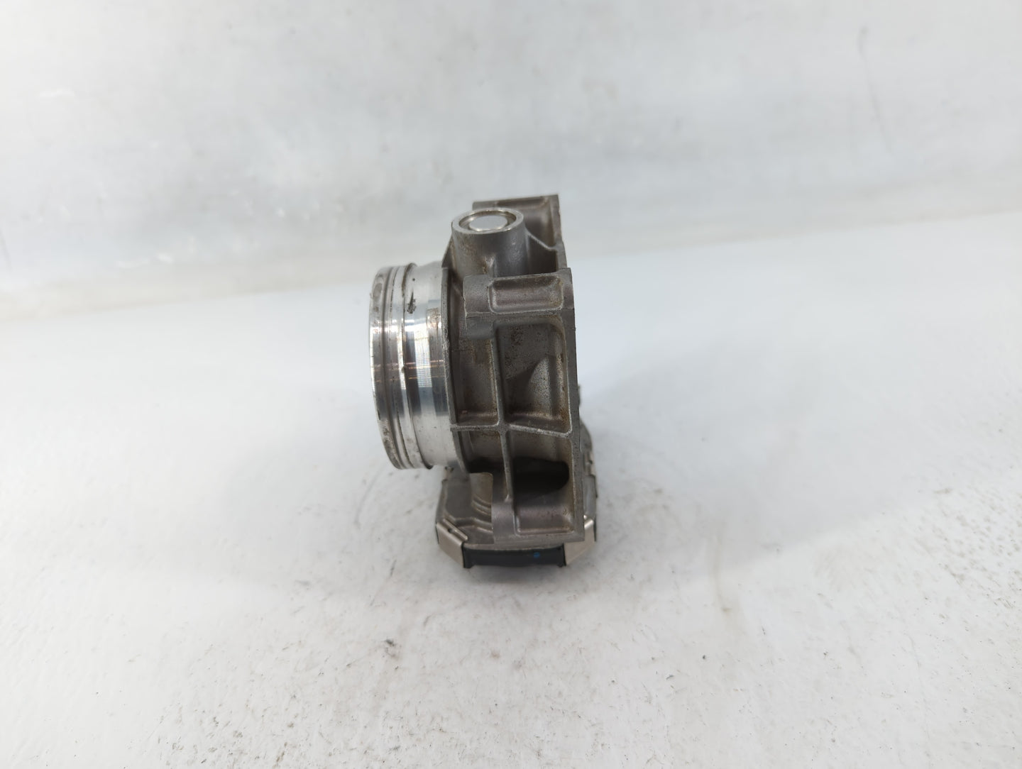 2016-2020 Buick Envision Throttle Body Fits Fits 2013 2014 2015 2016 2017 2018 2019 2020 2021 OEM Used Auto Parts - Oemuseda