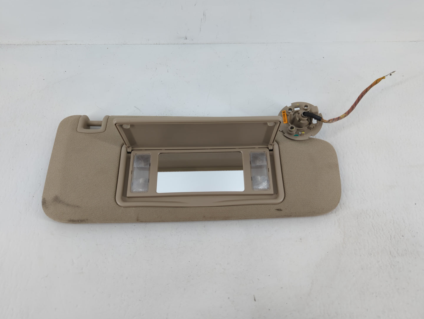 2016-2020 Buick Envision Sun Visor Shade Replacement Passenger Right Mirror Fits Fits 2016 2017 2018 2019 2020 OEM Used Auto