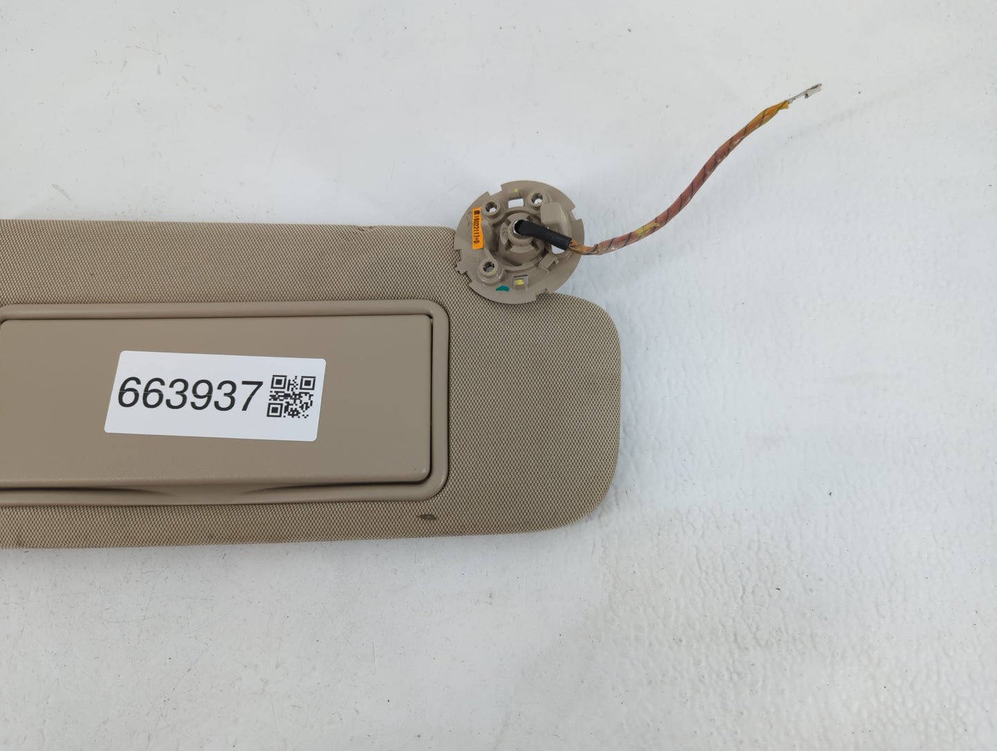 2016-2020 Buick Envision Sun Visor Shade Replacement Passenger Right Mirror Fits Fits 2016 2017 2018 2019 2020 OEM Used Auto