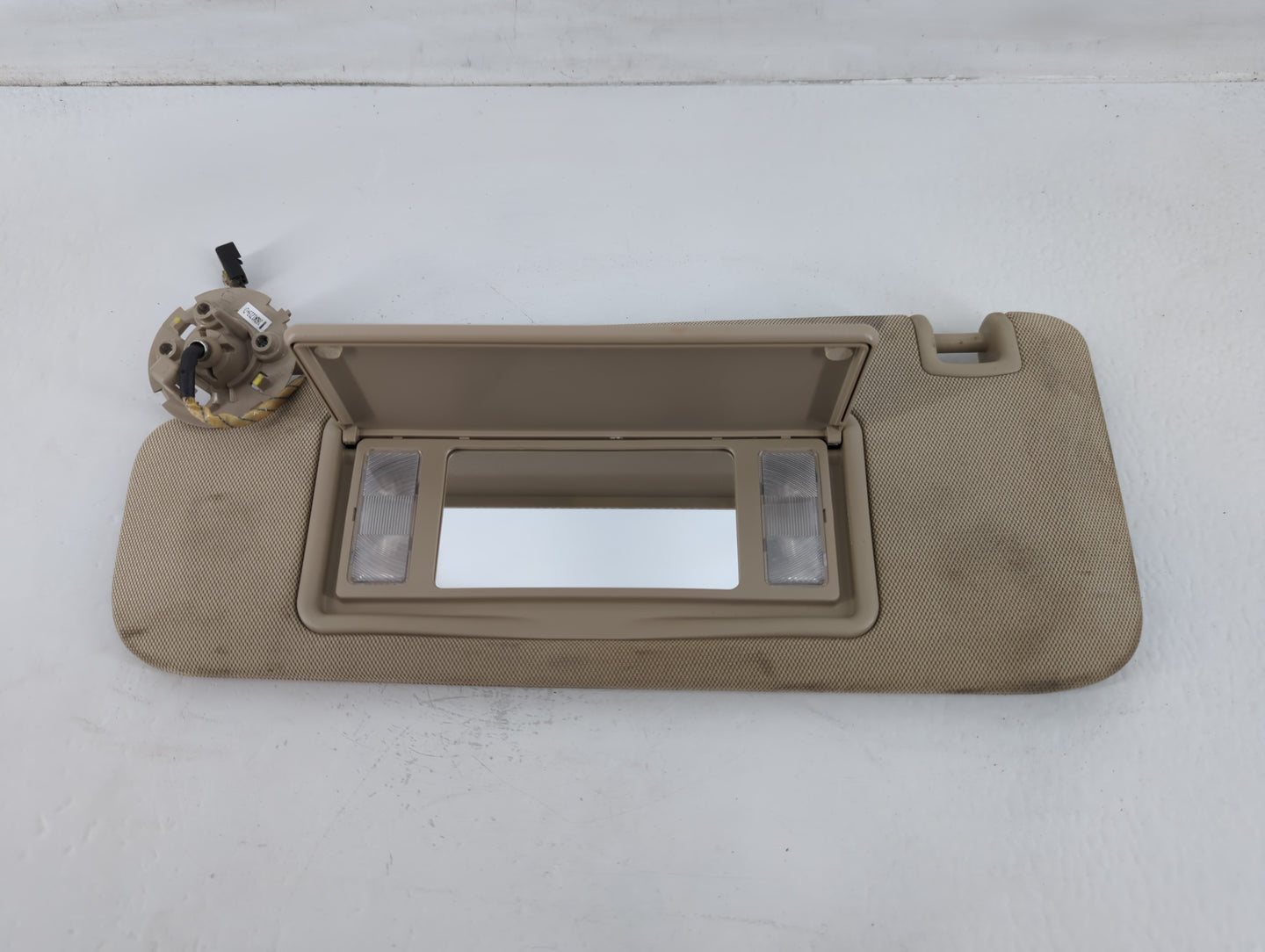 2016-2020 Buick Envision Sun Visor Shade Replacement Driver Left Mirror Fits Fits 2016 2017 2018 2019 2020 OEM Used Auto Par