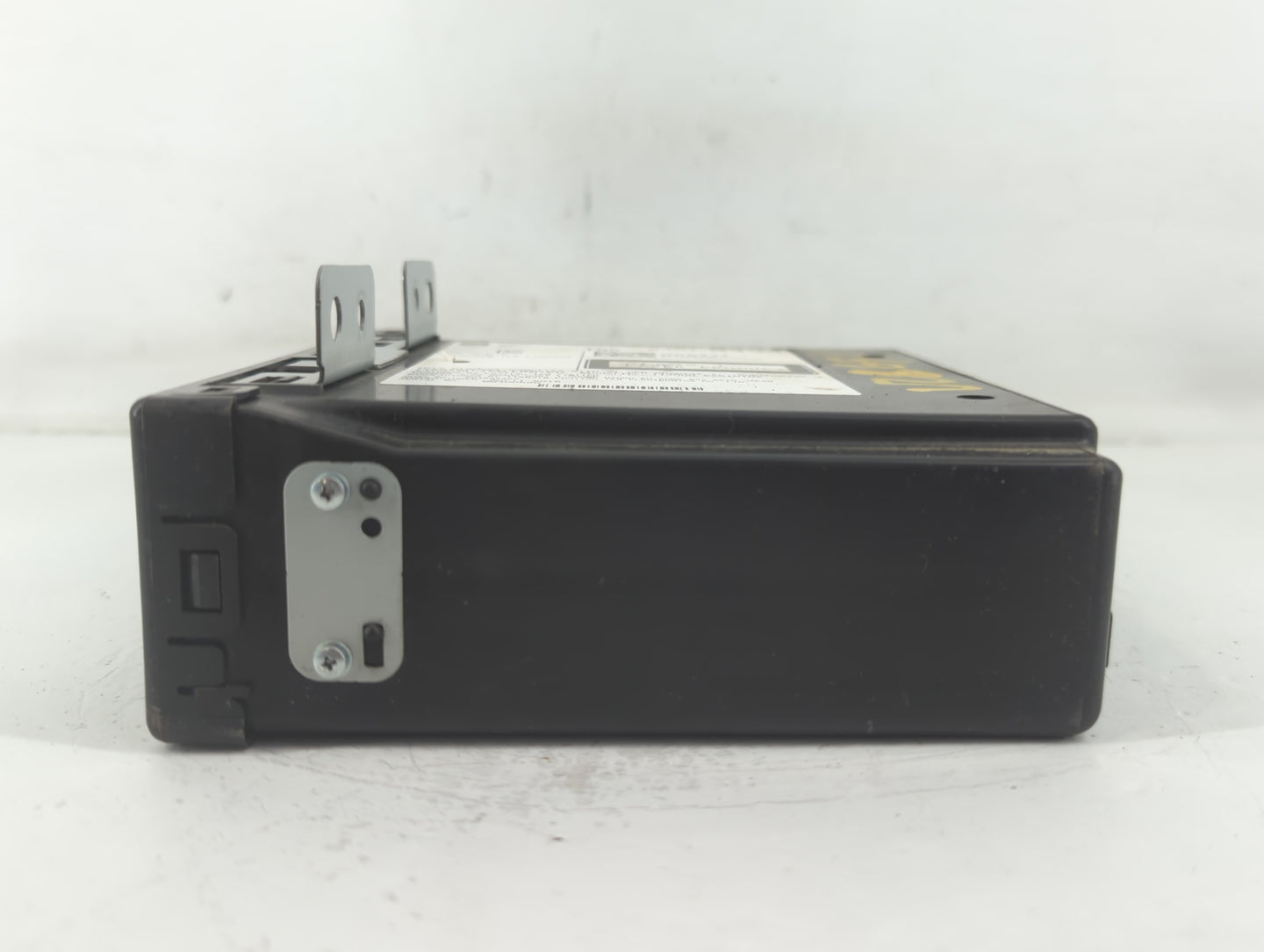 2016-2016 Buick Envision Am Fm Cd Player Radio Receiver - Oemusedautoparts1.com
