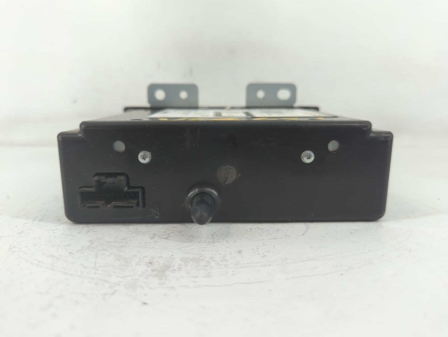 2016-2016 Buick Envision Am Fm Cd Player Radio Receiver - Oemusedautoparts1.com