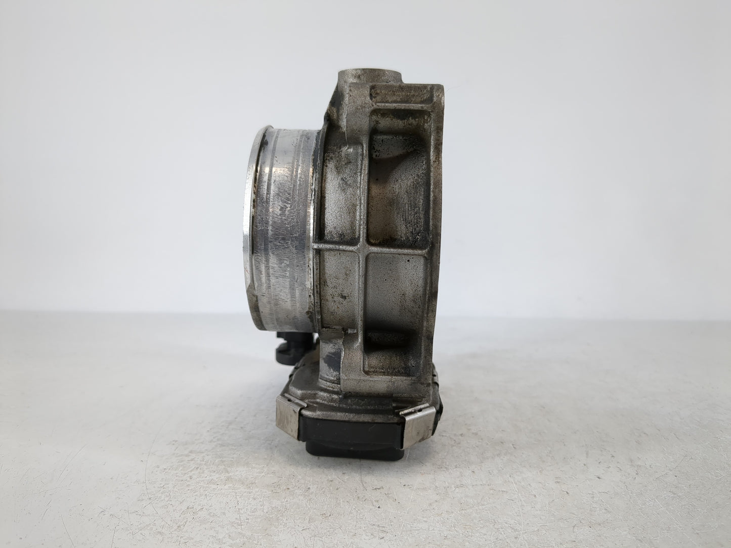 2012-2016 Buick Lacrosse Throttle Body P/N:12632172BA Fits Fits 2012 2013 2014 2015 2016 2017 2018 2019 2020 2021 2022 OEM U