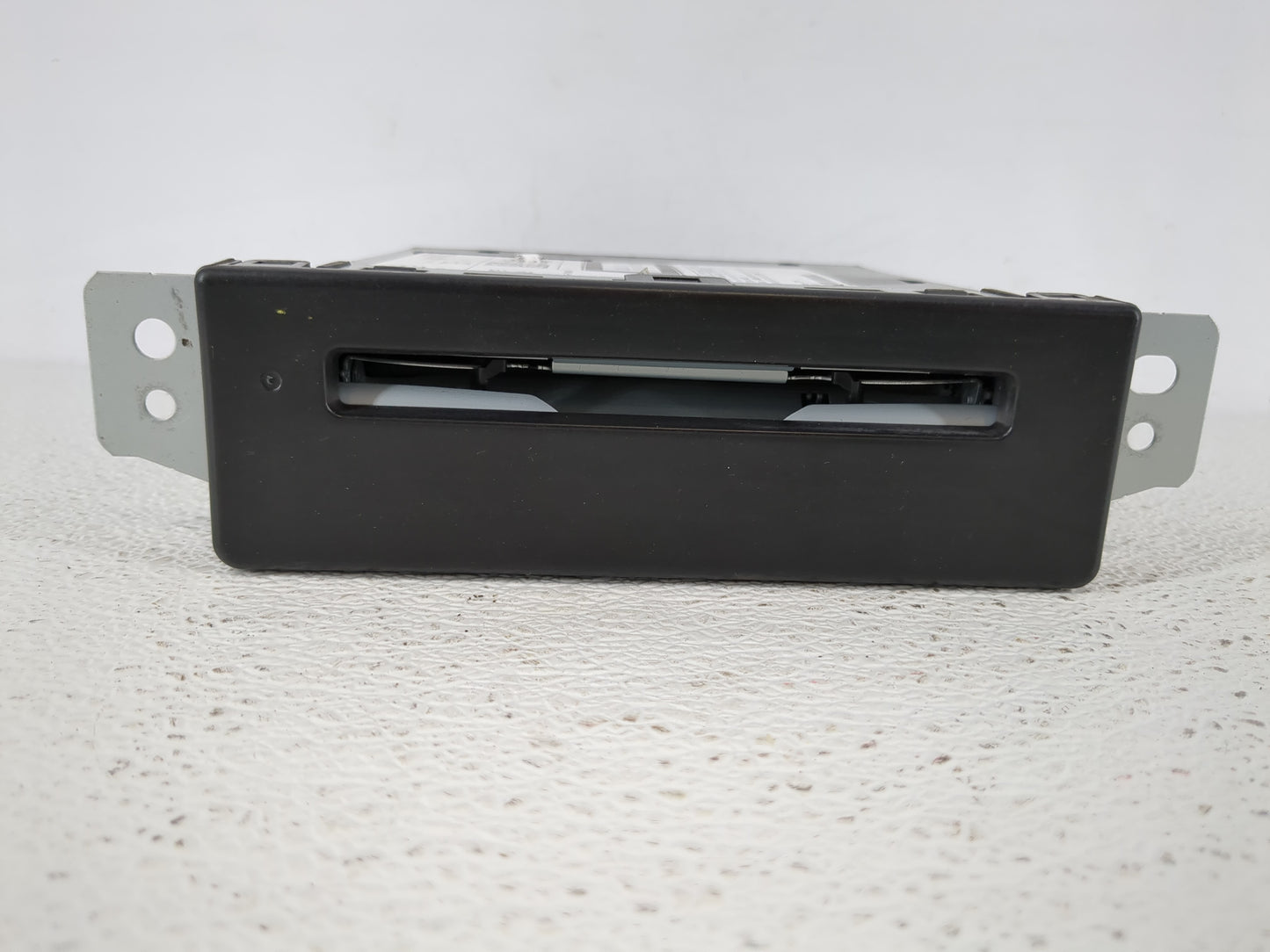 2016 Buick Lacrosse Radio AM FM Cd Player Receiver Replacement P/N:84016435 Fits Fits 2017 2018 2019 2020 OEM Used Auto Part
