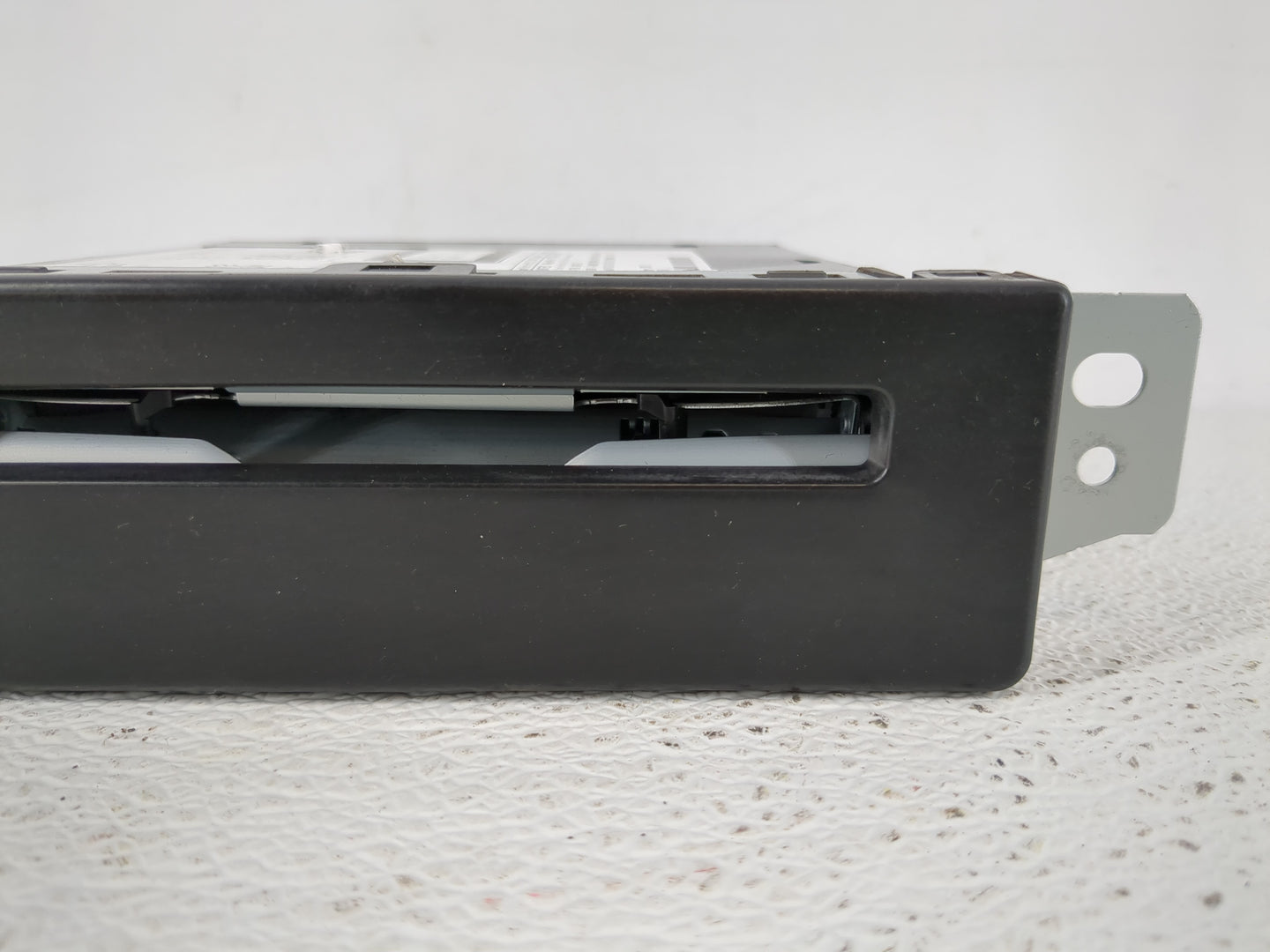 2016 Buick Lacrosse Radio AM FM Cd Player Receiver Replacement P/N:84016435 Fits Fits 2017 2018 2019 2020 OEM Used Auto Part
