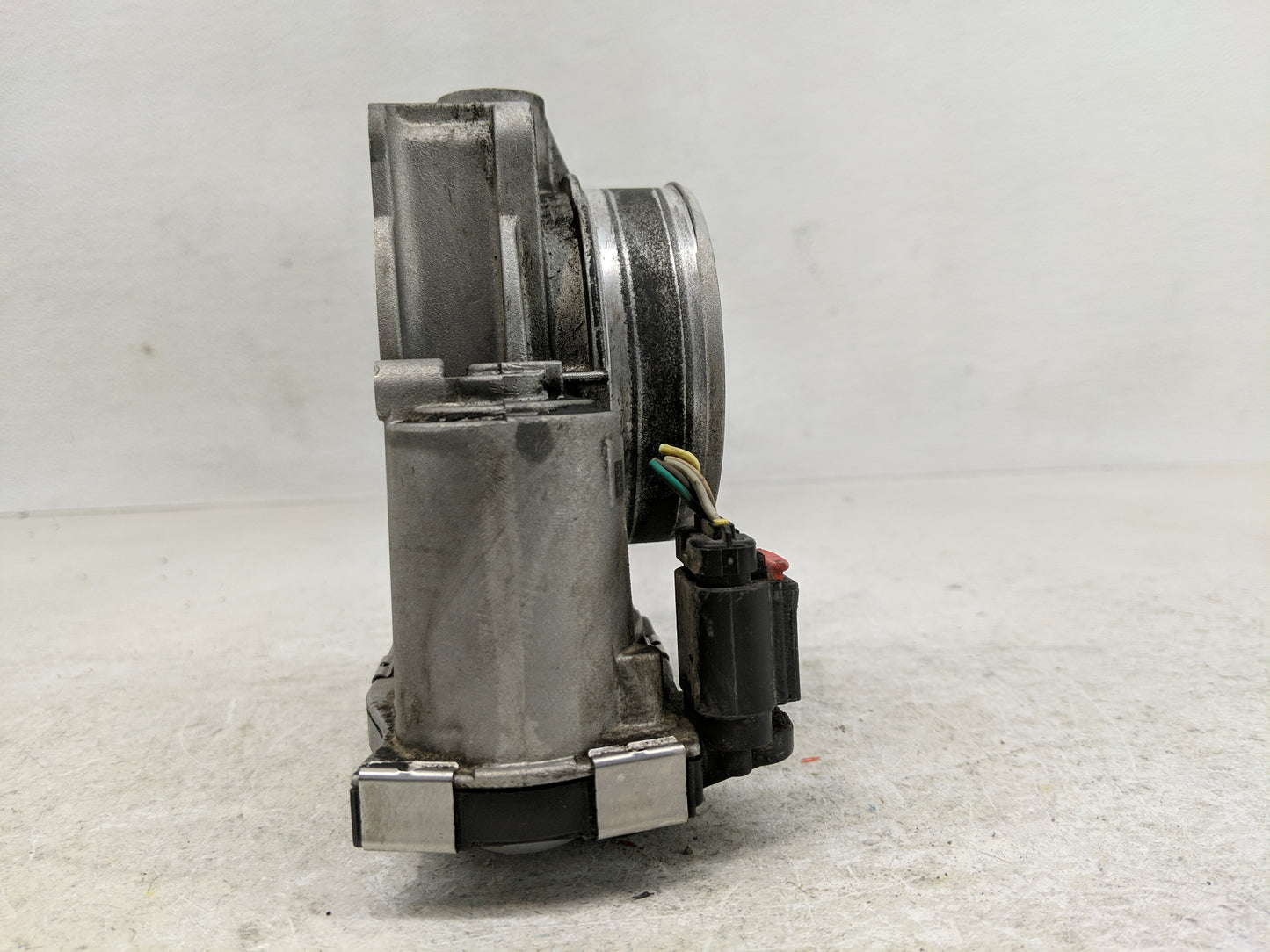 2012-2016 Buick Lacrosse Throttle Body Fits Fits 2012 2013 2014 2015 2016 2017 2018 2019 2020 2021 2022 OEM Used Auto Parts 