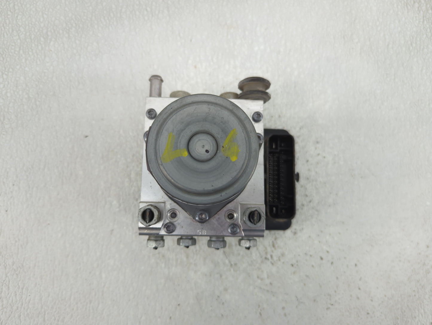 2016 Buick Lacrosse ABS Pump Control Module Replacement P/N:122505659 23321783 Fits Fits 2017 OEM Used Auto Parts - Oemuseda
