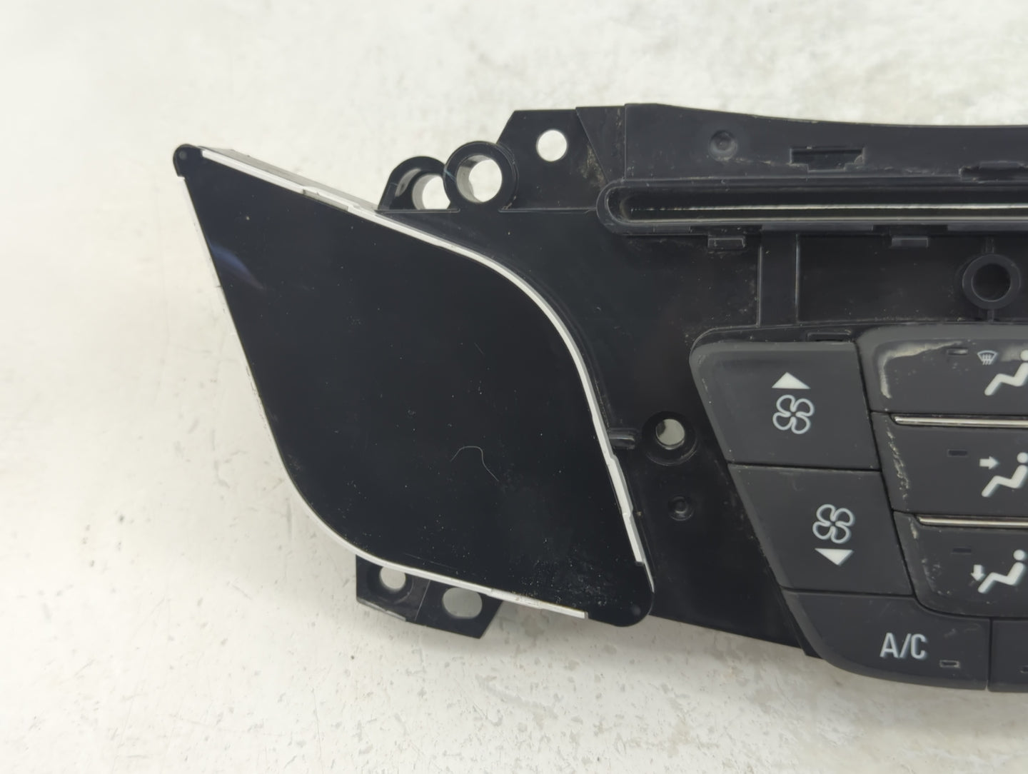 2014-2016 Buick Lacrosse Climate Control Module Temperature AC/Heater Replacement P/N:26679453 Fits Fits 2014 2015 2016 OEM 