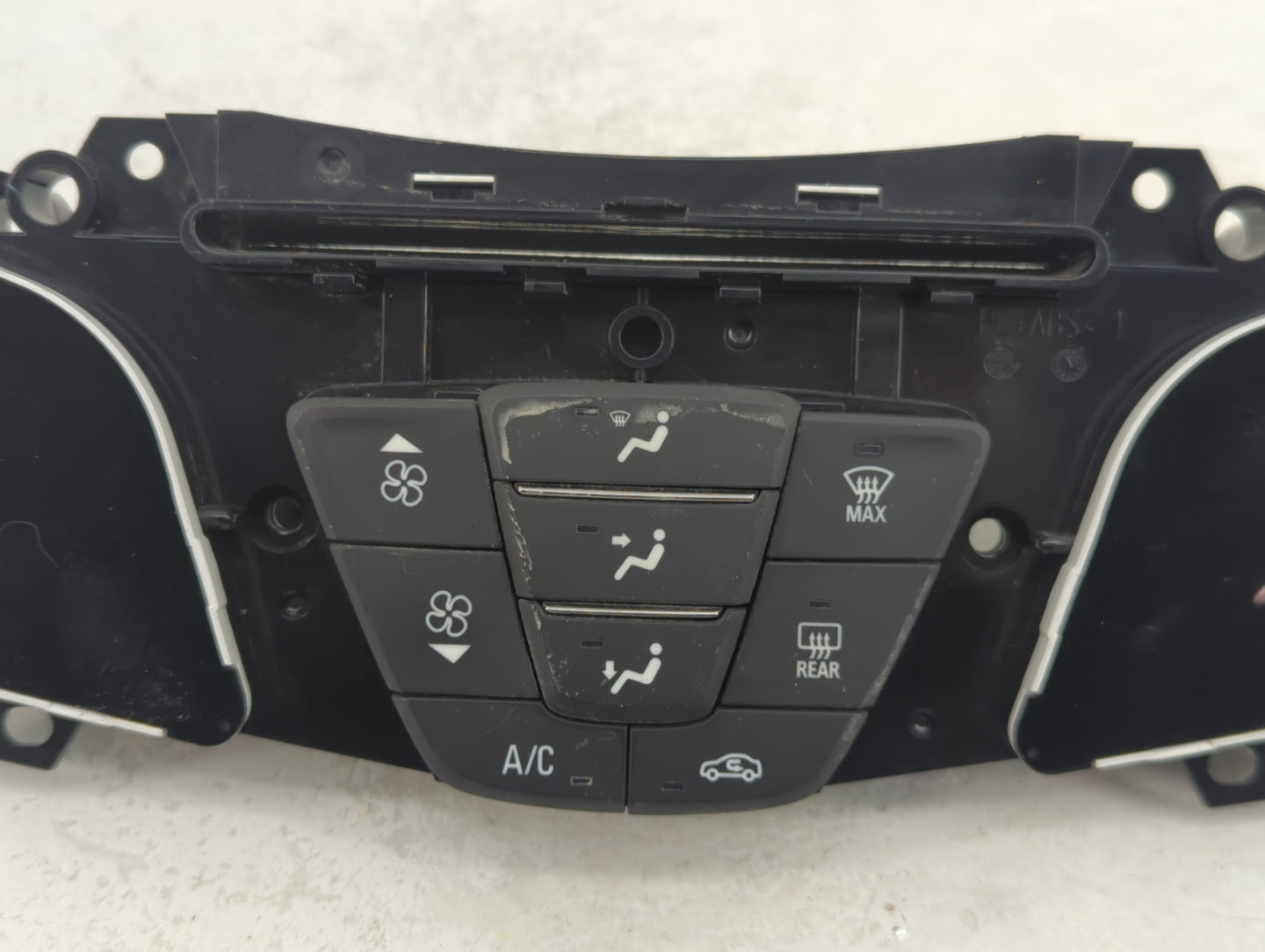 2014-2016 Buick Lacrosse Climate Control Module Temperature AC/Heater Replacement P/N:26679453 Fits Fits 2014 2015 2016 OEM 