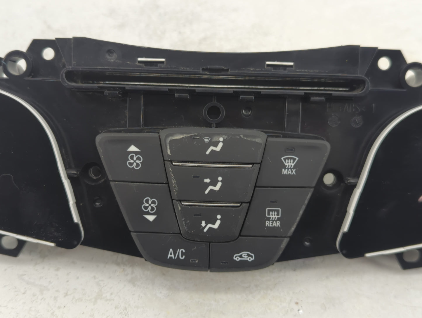 2014-2016 Buick Lacrosse Climate Control Module Temperature AC/Heater Replacement P/N:26679453 Fits Fits 2014 2015 2016 OEM 