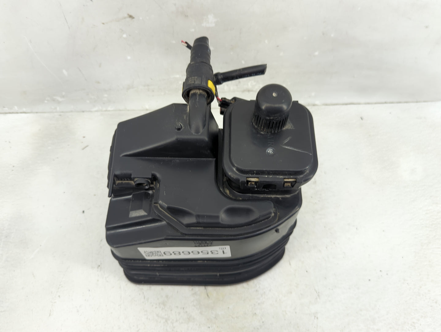 2016 Buick Lacrosse Fuel Vapor Charcoal Canister - Oemusedautoparts1.com