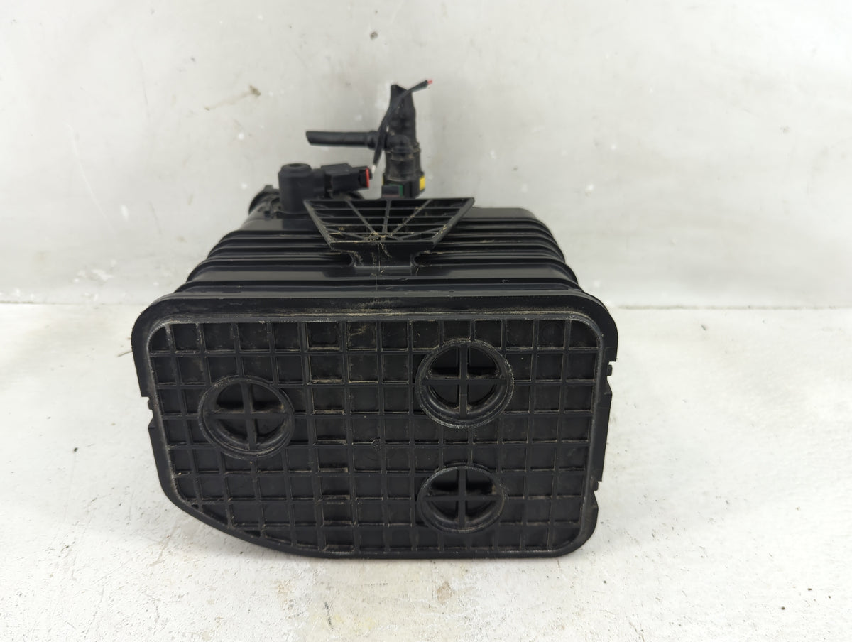 2016 Buick Lacrosse Fuel Vapor Charcoal Canister 1356689 - Oemusedautoparts1.com