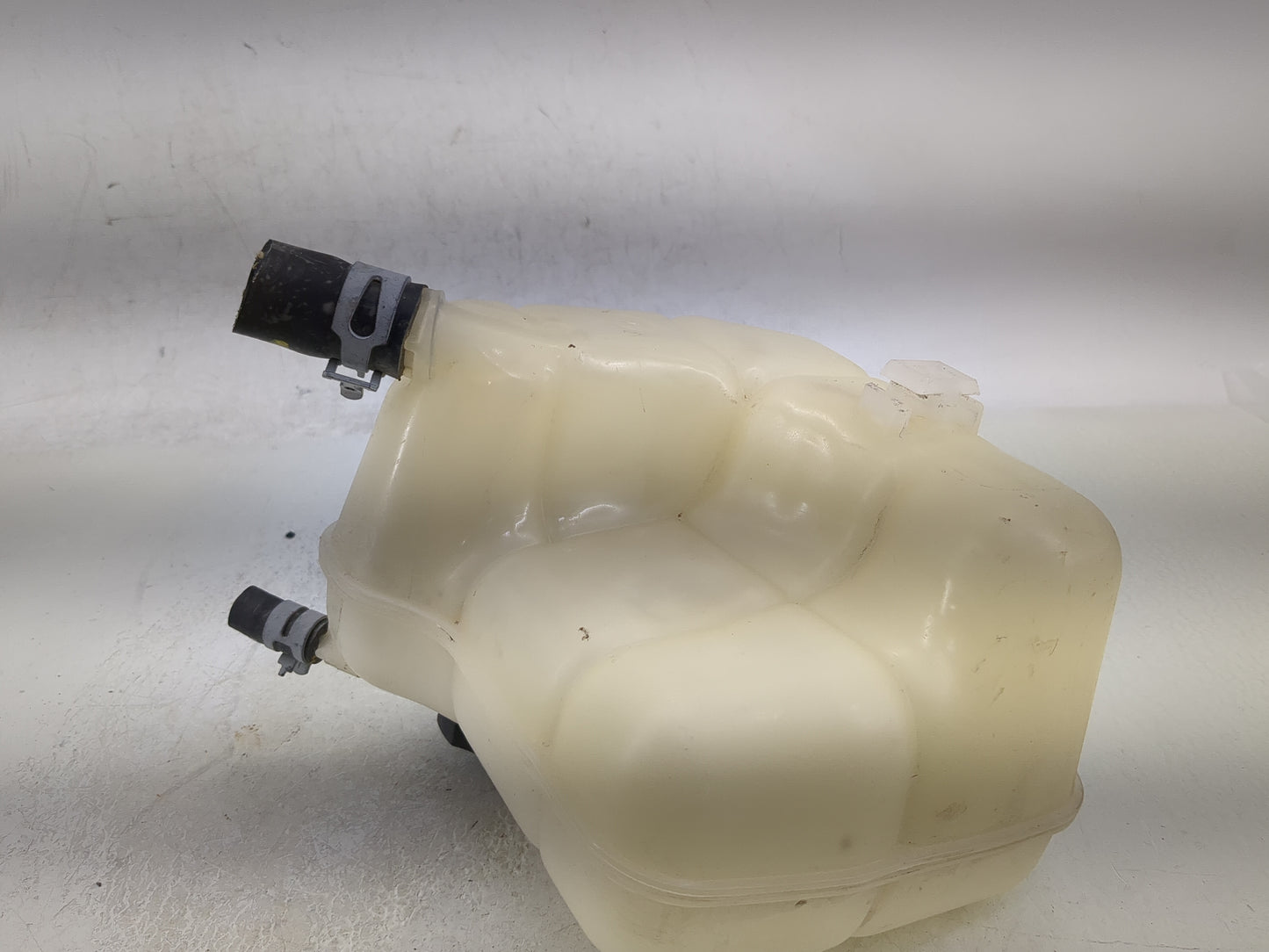 2010-2016 Buick Lacrosse Radiator Coolant Overflow Expansion Tank Bottle 1366058 - Oemusedautoparts1.com