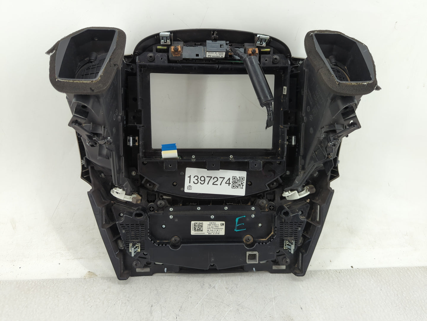 2014-2016 Buick Lacrosse Radio Control Panel - Oemusedautoparts1.com
