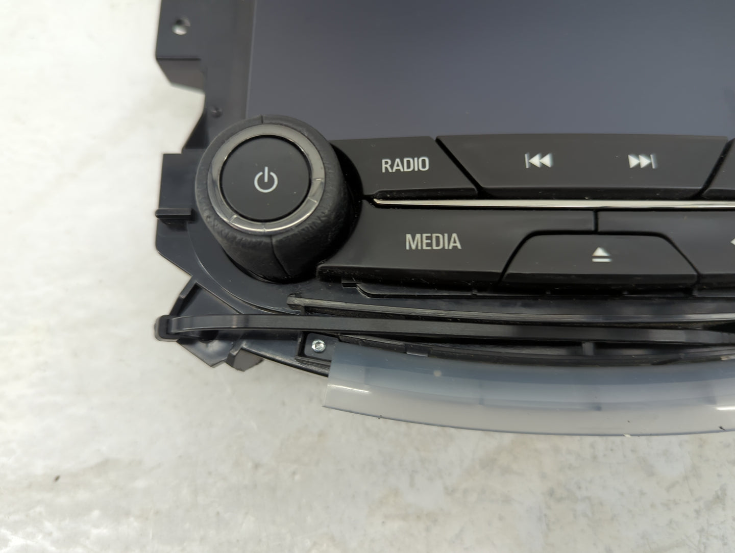 2016 Buick Lacrosse Radio AM FM Cd Player Receiver Replacement P/N:90927561 Fits OEM Used Auto Parts - Oemusedautoparts1.com