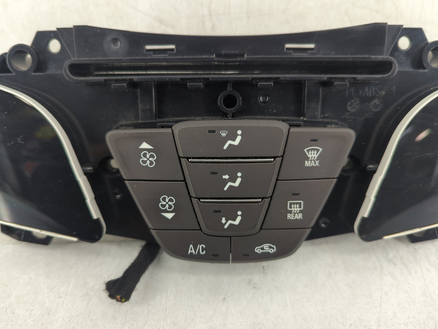 2014-2016 Buick Lacrosse Ac Heater Climate Control Temperature Oem - Oemusedautoparts1.com