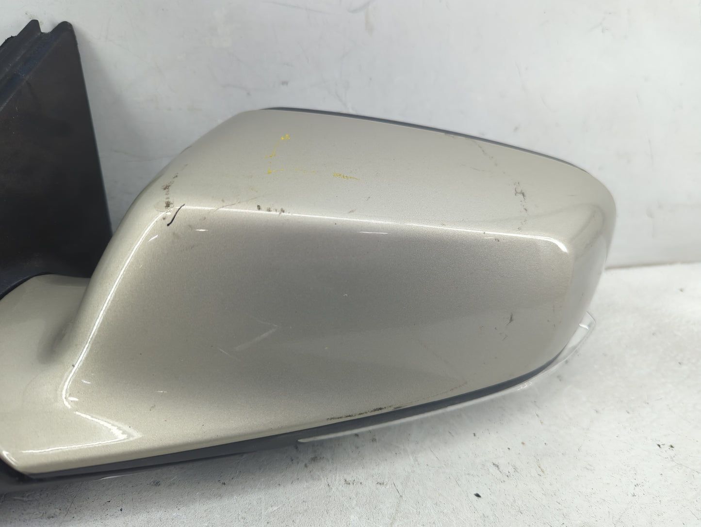 2013-2016 Buick Lacrosse Driver Side View Mirror - Left Door Mirror OEM Used - Oemusedautoparts1.com