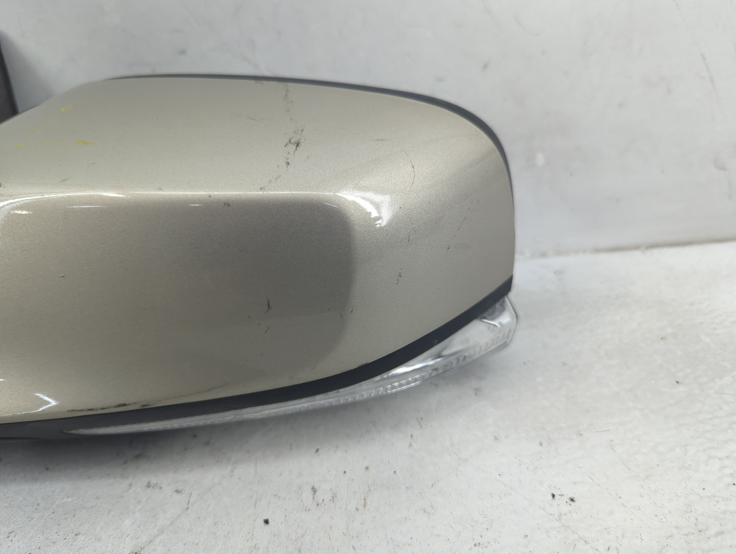 2013-2016 Buick Lacrosse Driver Side View Mirror - Left Door Mirror OEM Used - Oemusedautoparts1.com