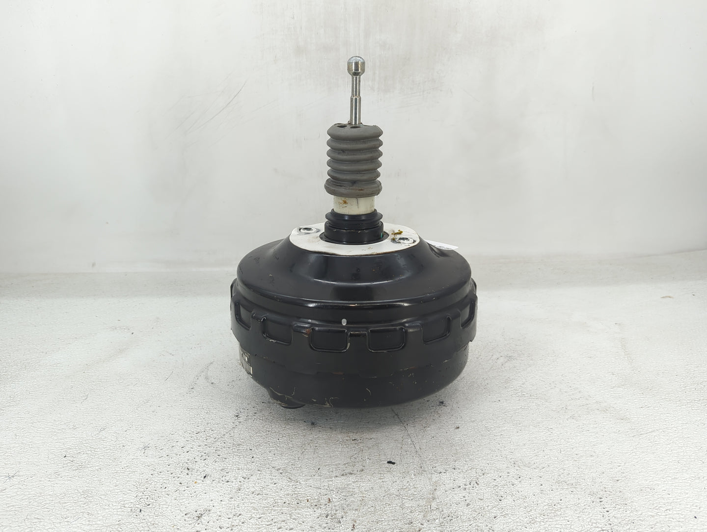 2010-2016 Buick Lacrosse Power Brake Booster Oem - Oemusedautoparts1.com