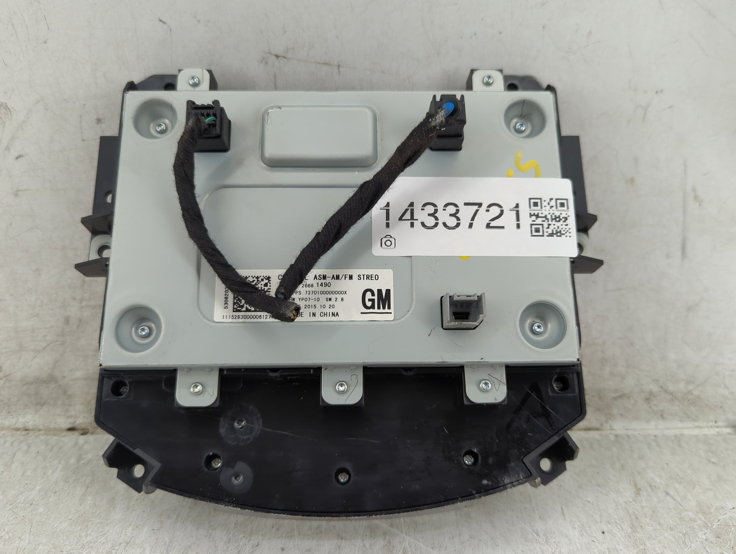 2014-2016 Buick Lacrosse Radio AM FM Cd Player Receiver Replacement P/N:26681490 Fits Fits 2014 2015 2016 OEM Used Auto Part