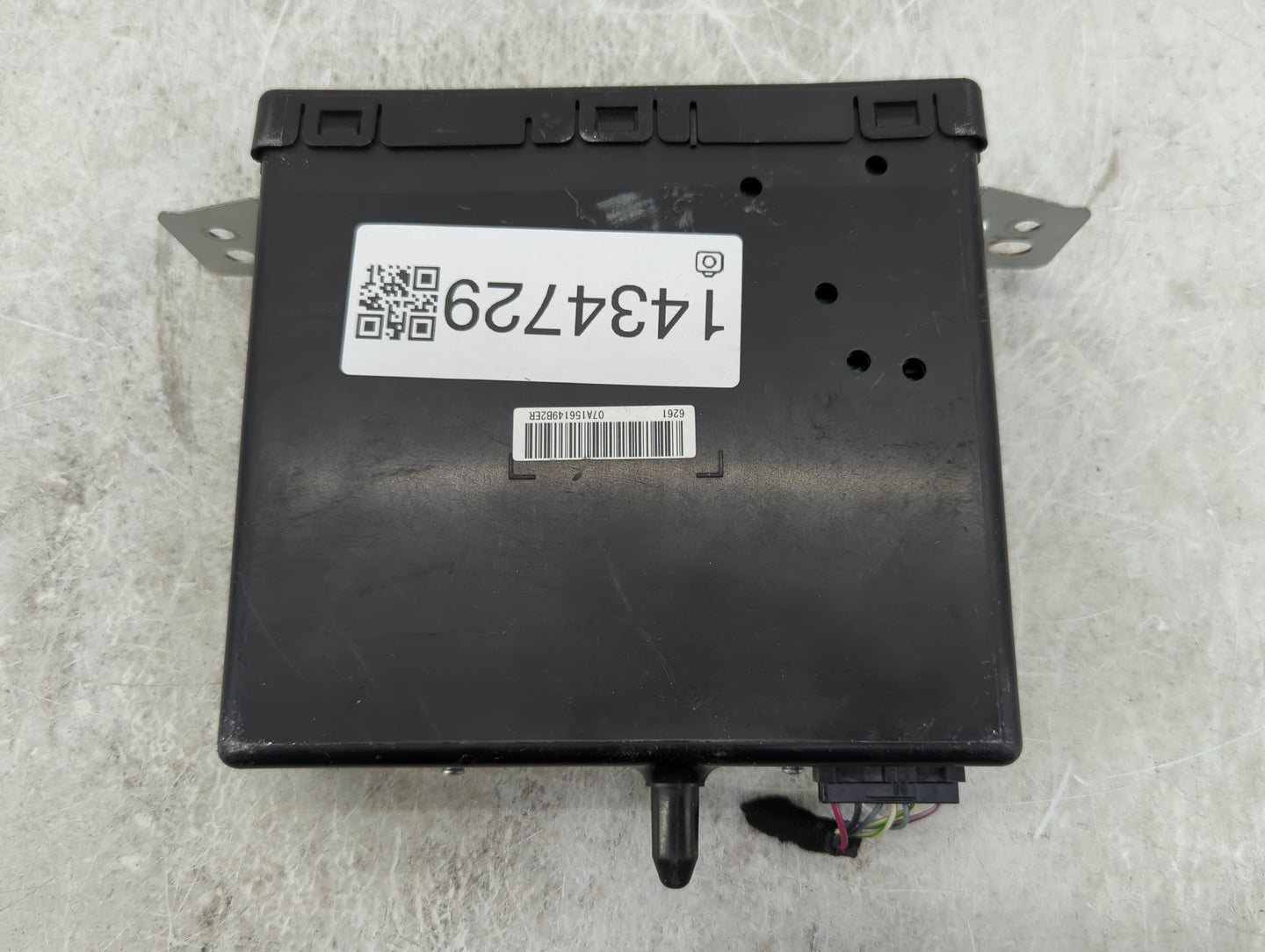 2015-2016 Buick Lacrosse Radio AM FM Cd Player Receiver Replacement P/N:84016435 1130006261010I Fits OEM Used Auto Parts - O
