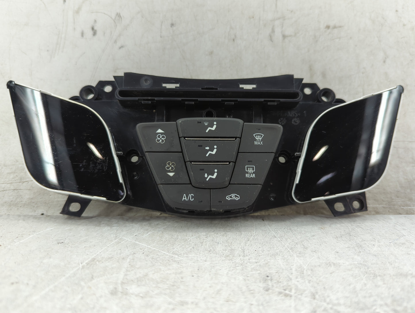 2014-2016 Buick Lacrosse Climate Control Module Temperature AC/Heater Replacement Fits Fits 2014 2015 2016 OEM Used Auto Par