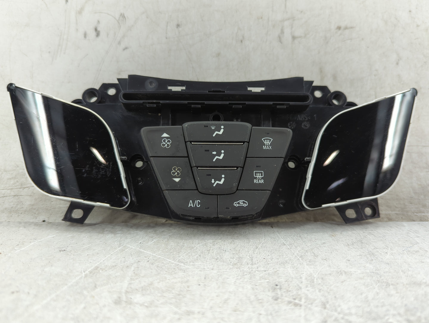 2014-2016 Buick Lacrosse Climate Control Module Temperature AC/Heater Replacement Fits Fits 2014 2015 2016 OEM Used Auto Par