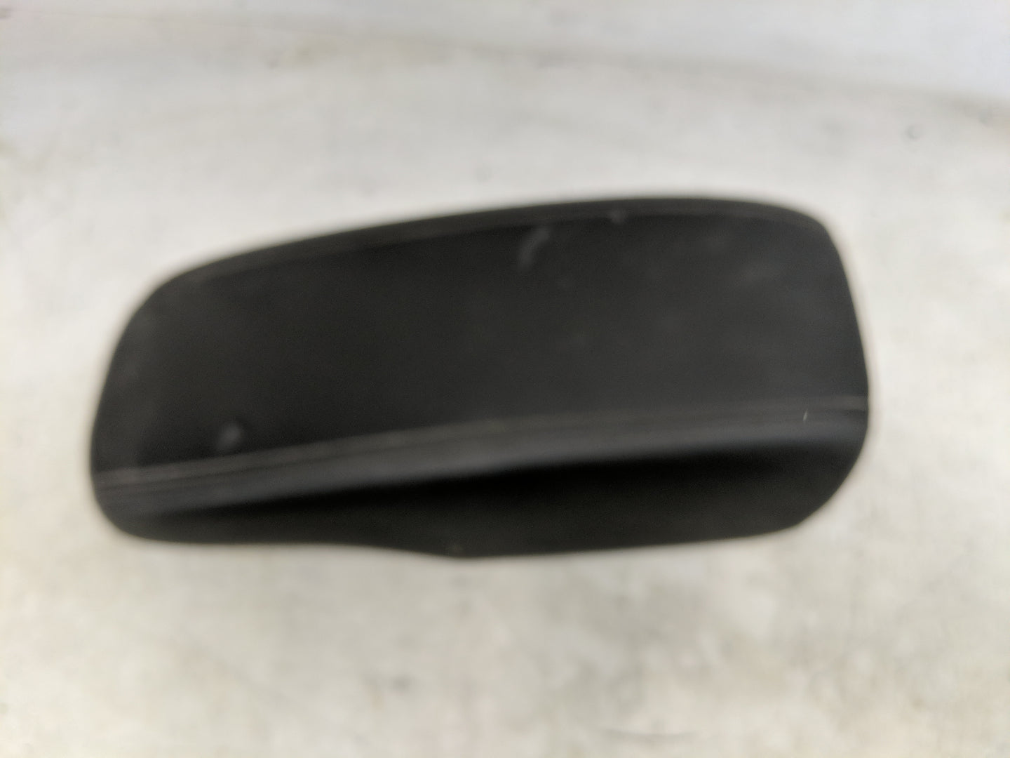 2016 Buick Lacrosse Center Console Armrest Cover Lid Fits OEM Used Auto Parts - Oemusedautoparts1.com
