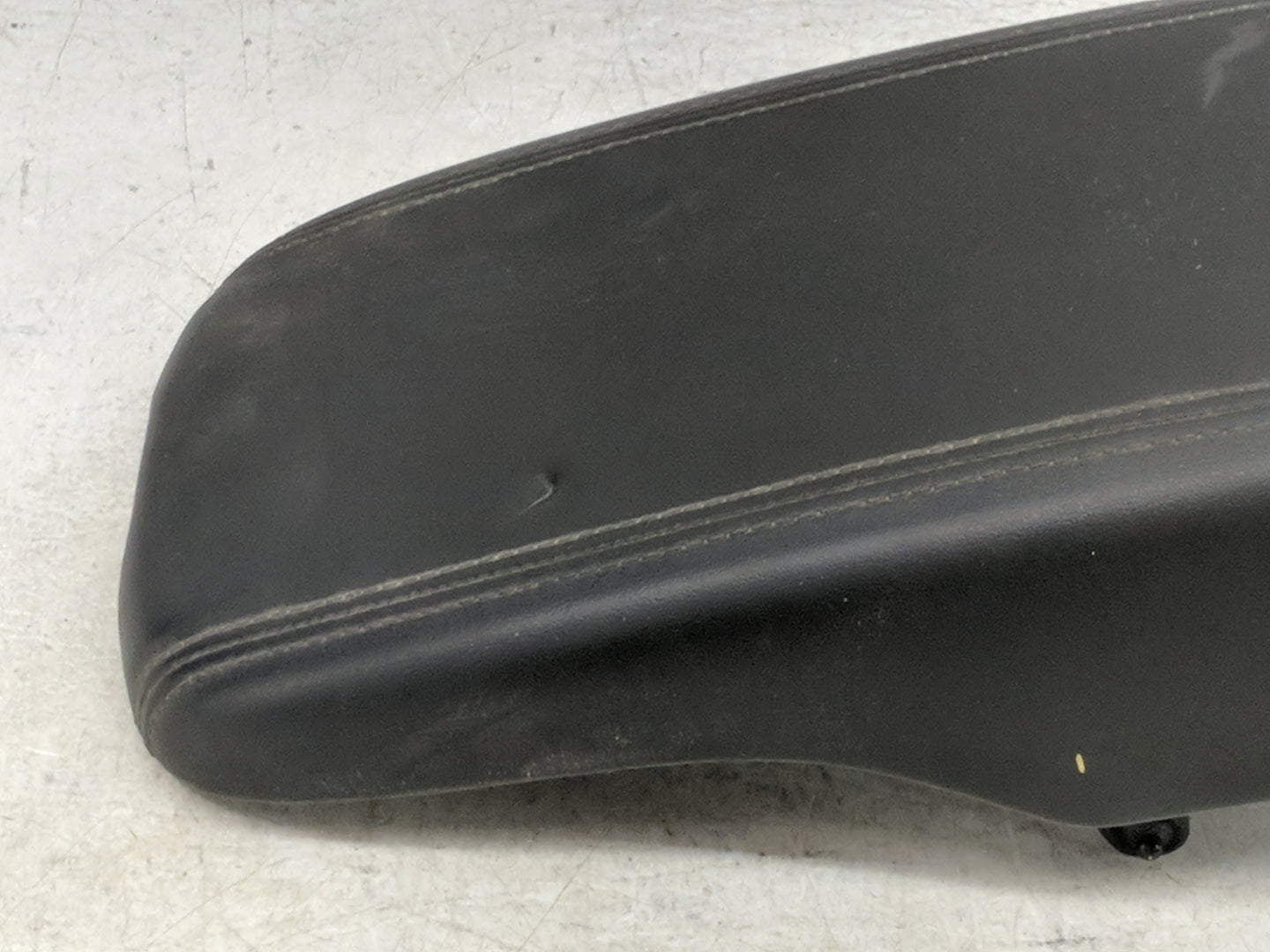 2016 Buick Lacrosse Center Console Armrest Cover Lid Fits OEM Used Auto Parts - Oemusedautoparts1.com