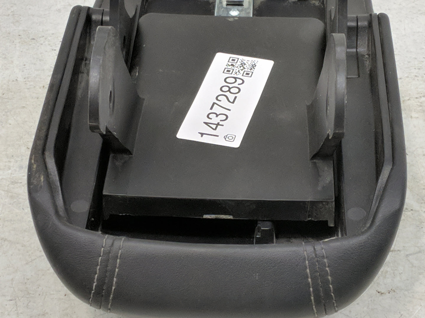 2016 Buick Lacrosse Center Console Armrest Cover Lid Fits OEM Used Auto Parts - Oemusedautoparts1.com