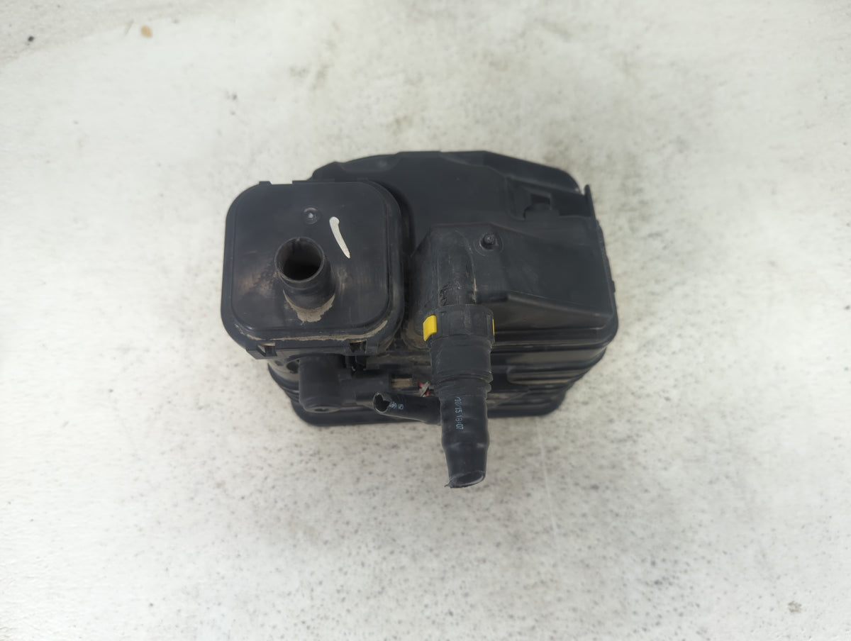2016 Buick Lacrosse Fuel Vapor Charcoal Canister 1437409 - Oemusedautoparts1.com