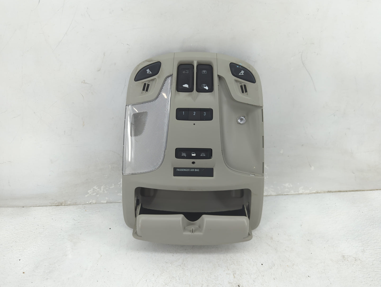 2016 Buick Lacrosse Overhead Roof Console - Oemusedautoparts1.com