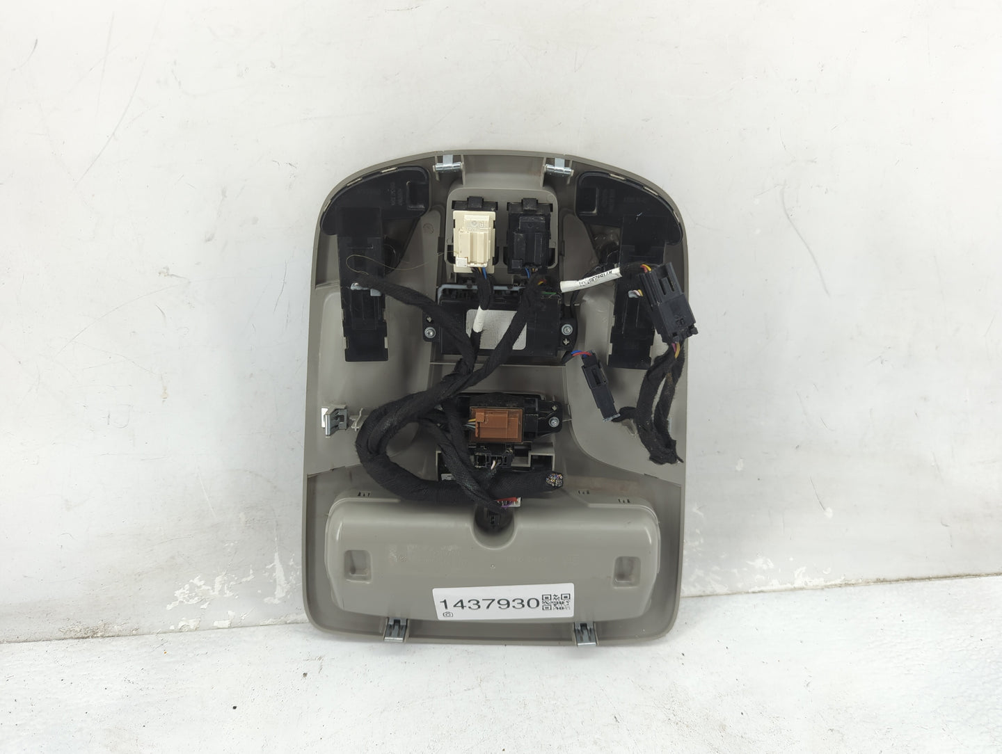 2016 Buick Lacrosse Overhead Roof Console - Oemusedautoparts1.com