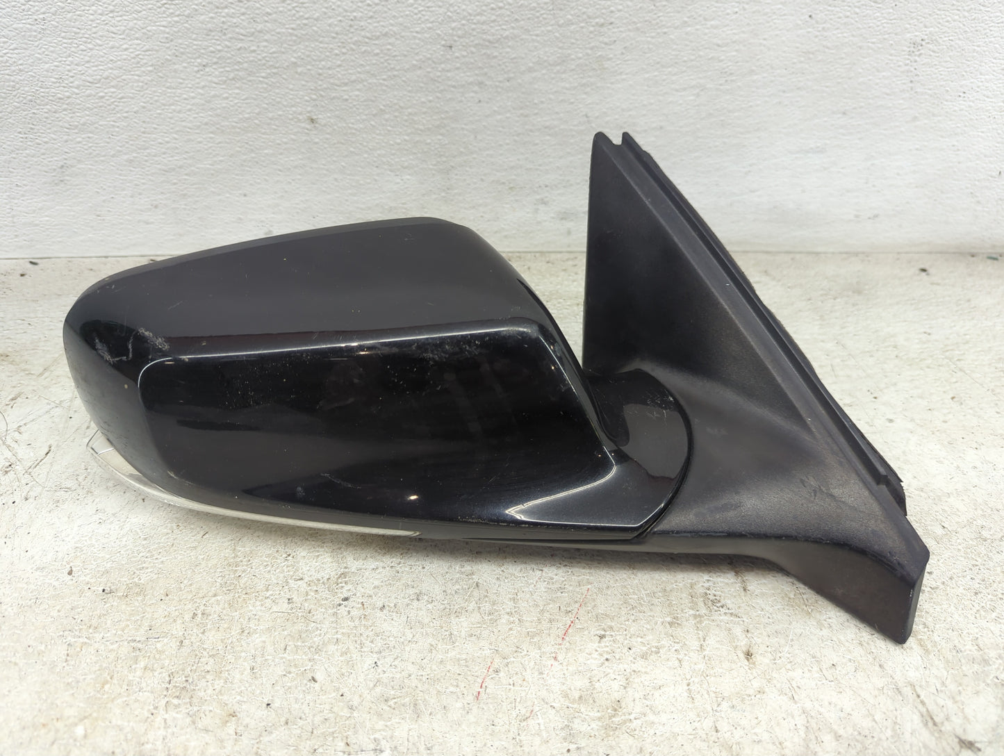 2013-2016 Buick Lacrosse Passenger Side View Mirror - Right Door Mirror OEM Used - Oemusedautoparts1.com