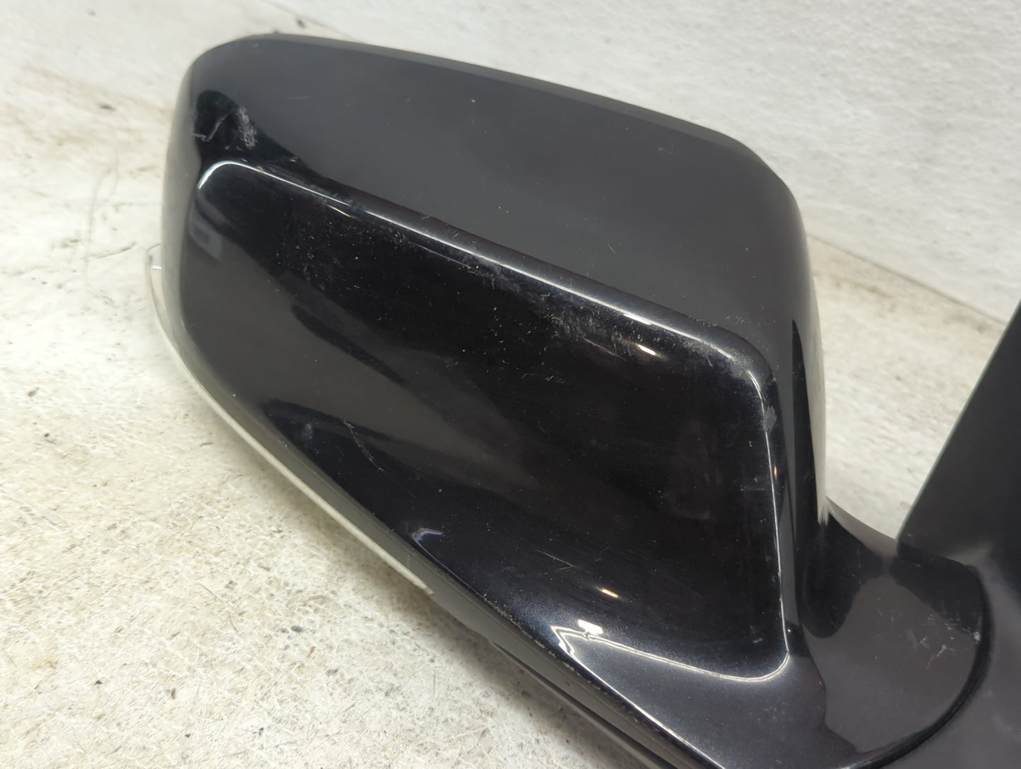 2013-2016 Buick Lacrosse Passenger Side View Mirror - Right Door Mirror OEM Used - Oemusedautoparts1.com