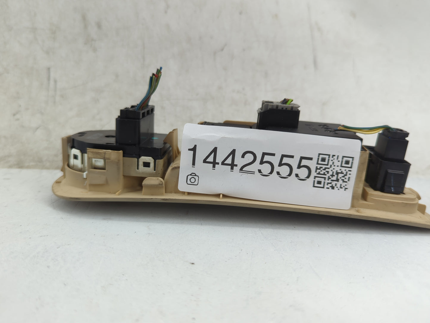 2014-2016 Buick Lacrosse Master Power Window Switch Replacement Driver Side Left P/N:26201062 Fits Fits 2014 2015 2016 OEM U