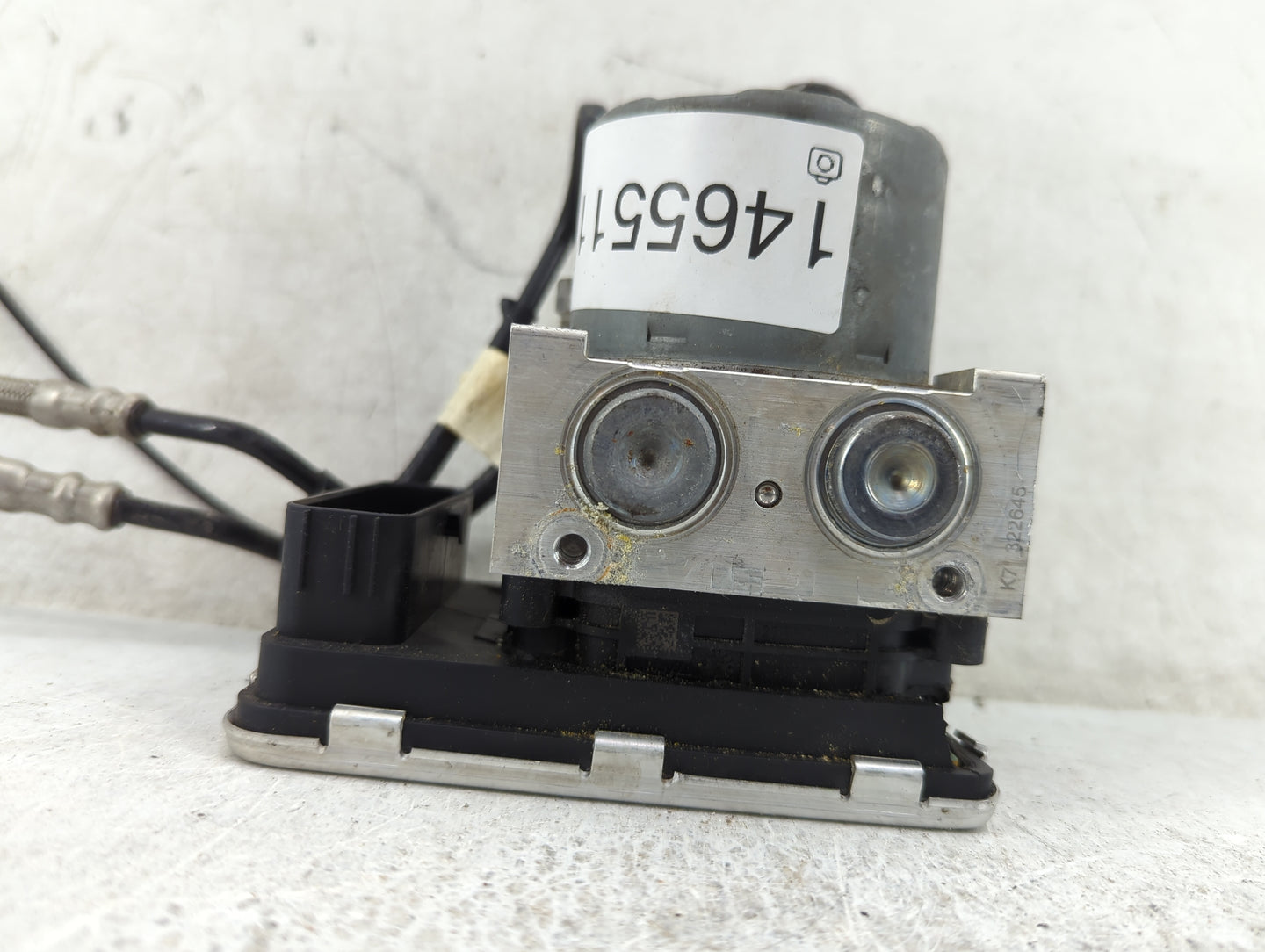 2016 Buick Lacrosse ABS Pump Control Module Replacement P/N:84825144 Fits Fits 2017 OEM Used Auto Parts - Oemusedautoparts1.