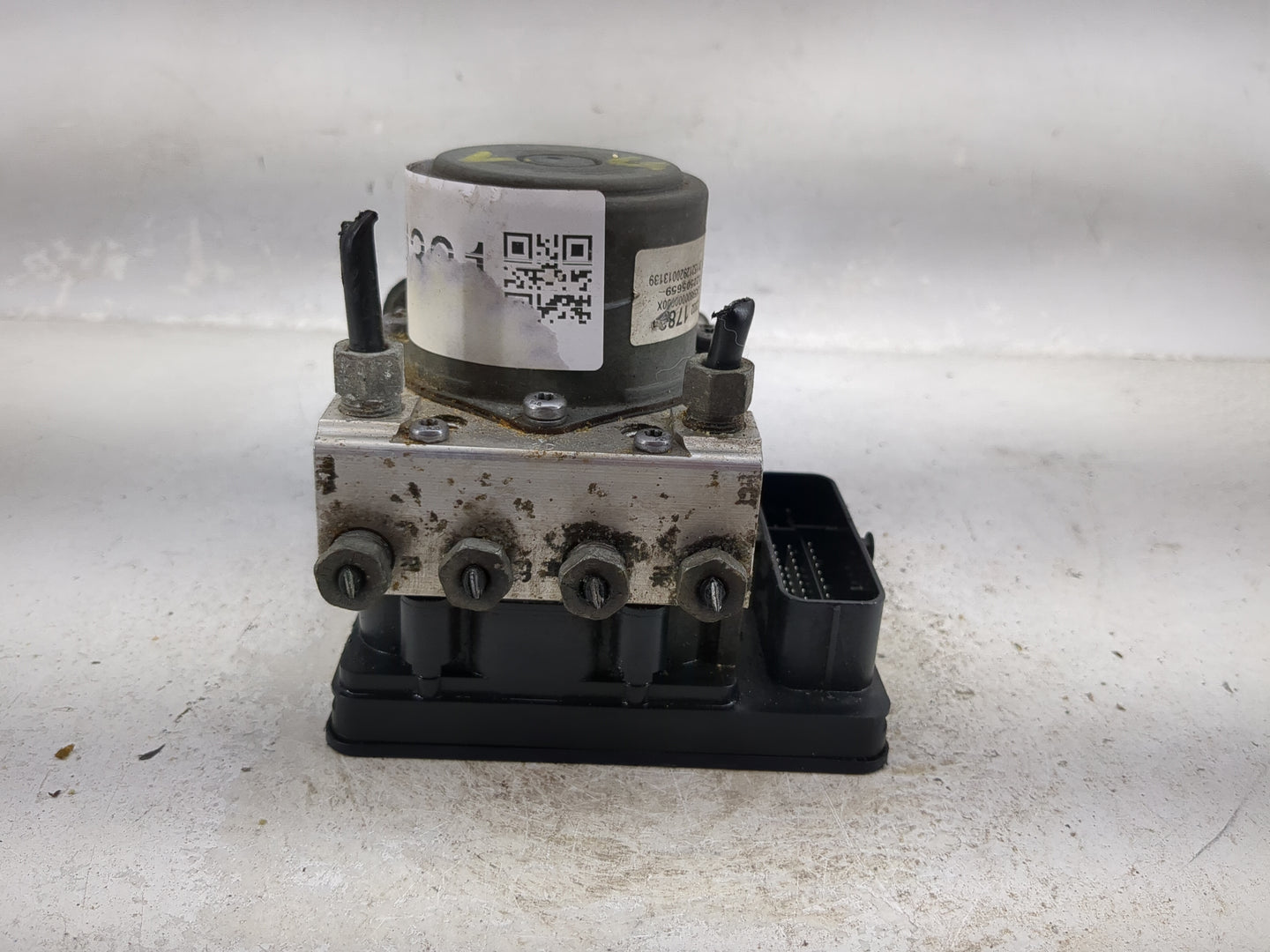 2016 Buick Lacrosse ABS Pump Control Module Replacement P/N:23321781 8511207, 18750735, 1115210JNF7T00L5, 22235049 Fits Fits