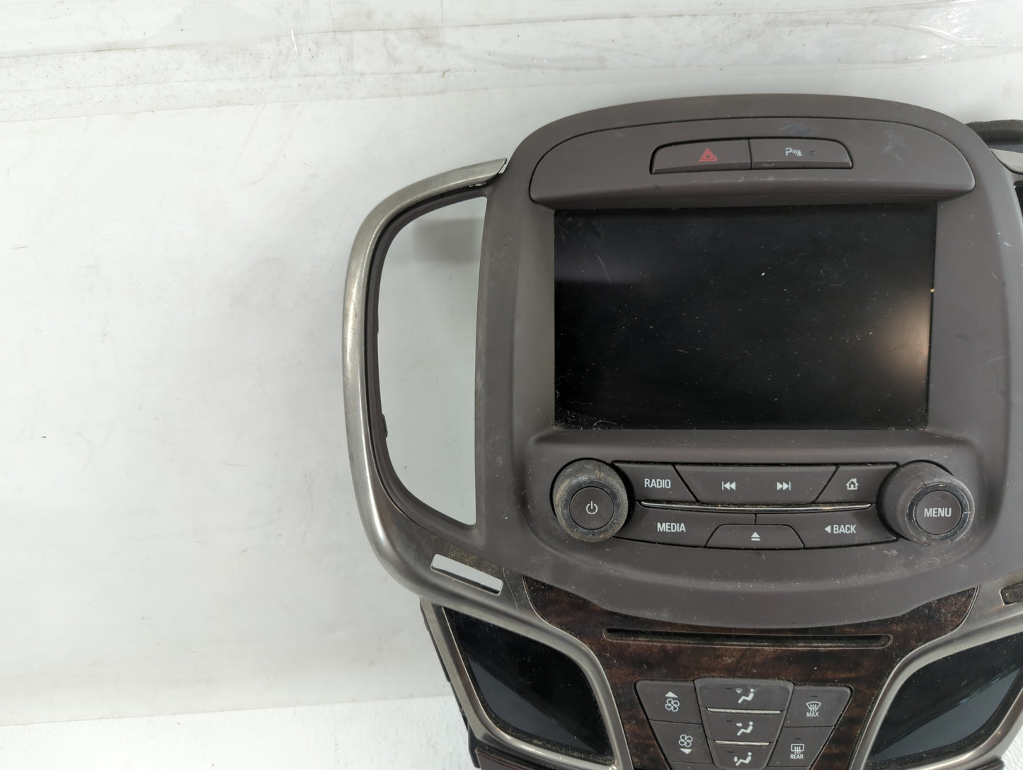Buick Lacrosse Radio Control Panel - Oemusedautoparts1.com