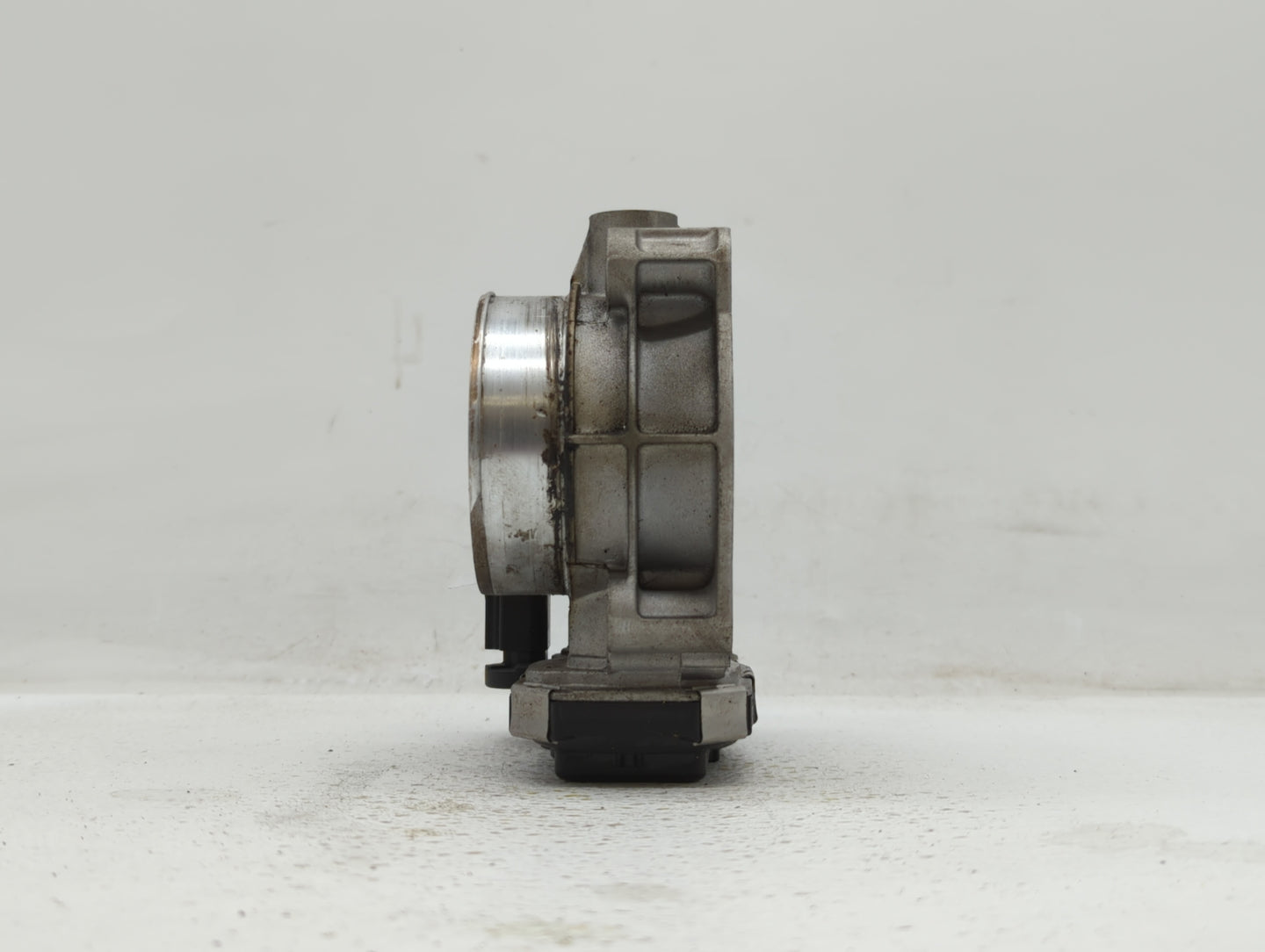 2012-2016 Buick Lacrosse Throttle Body P/N:12632172BA Fits Fits 2012 2013 2014 2015 2016 2017 2018 2019 OEM Used Auto Parts 