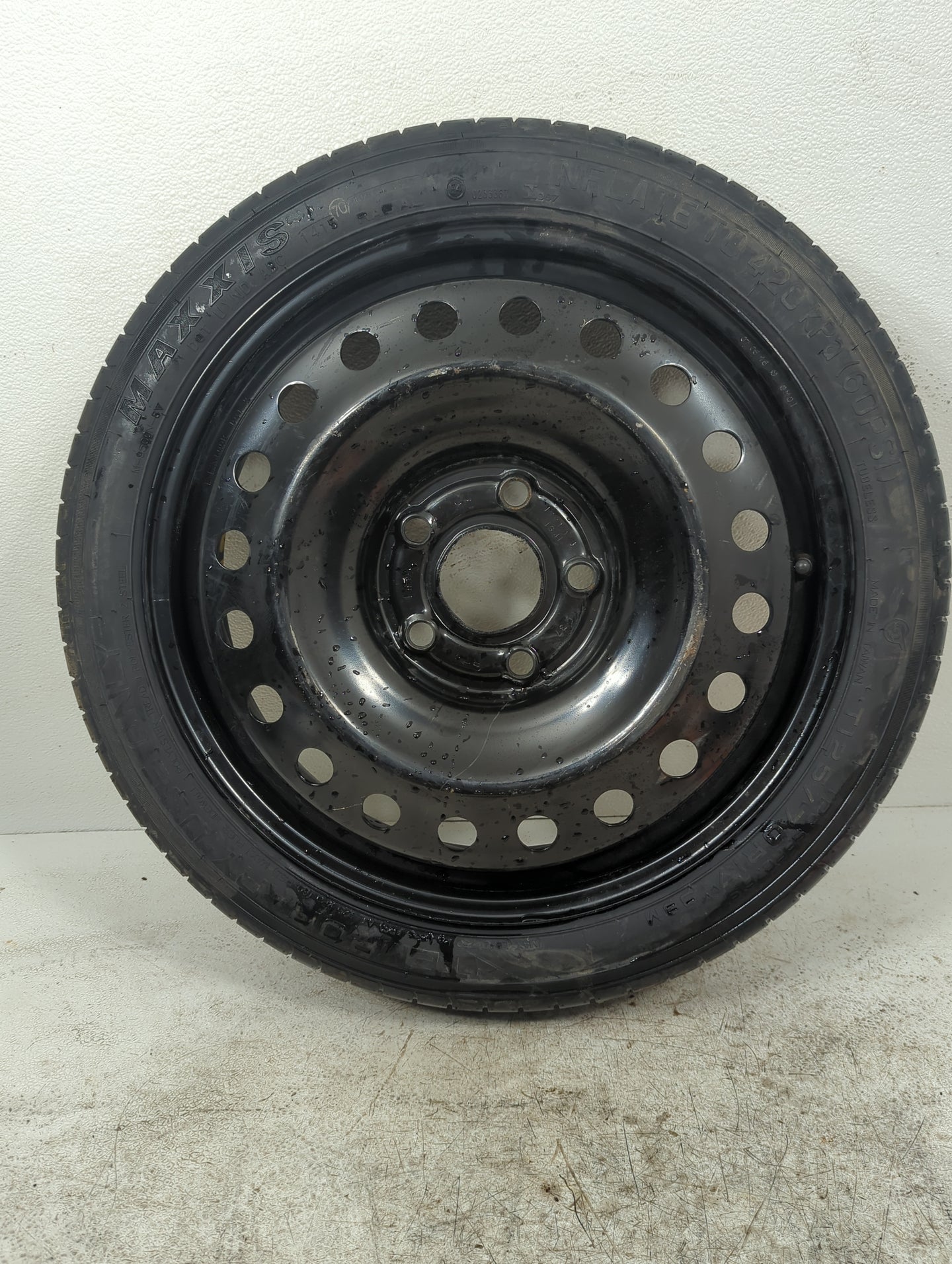 2016 Buick Lacrosse Spare Donut Tire Wheel Rim Oem 5038430 - Oemusedautoparts1.com