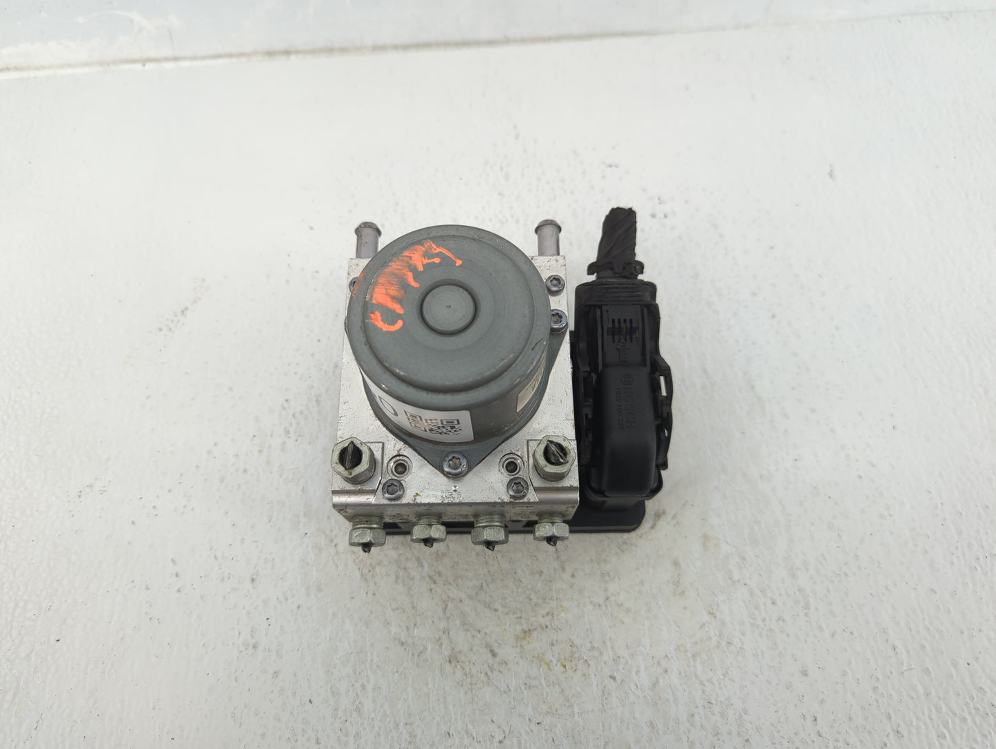 2016 Buick Lacrosse ABS Pump Control Module Replacement P/N:23383112 Fits Fits 2017 OEM Used Auto Parts - Oemusedautoparts1.