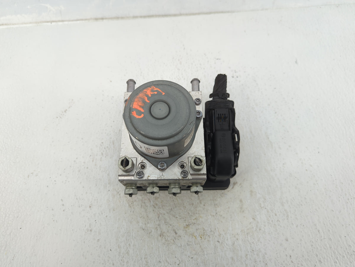 2016 Buick Lacrosse Anti-Lock Brake ABS Pump Module Actuator OEM P/N:23383112 Fits Fits 2017 OEM Used Auto Parts - Oemusedau