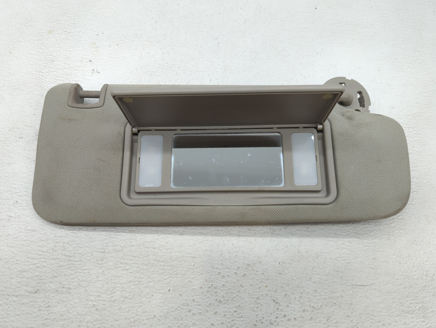 2016 Buick Lacrosse Sun Visor Shade Replacement Passenger Right Mirror Fits OEM Used Auto Parts - Oemusedautoparts1.com