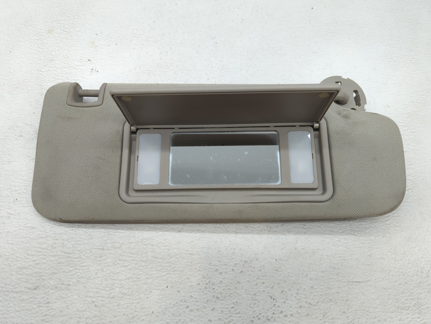 2016 Buick Lacrosse Sun Visor Shade Replacement Passenger Right Mirror Fits OEM Used Auto Parts - Oemusedautoparts1.com